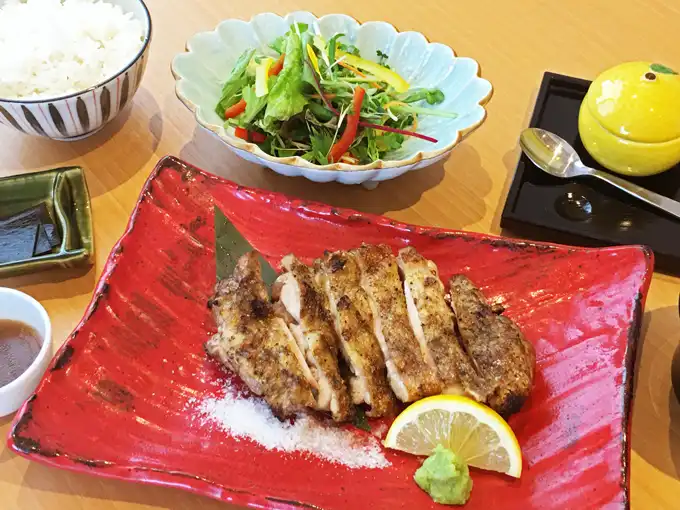 若鶏藁焼き定食